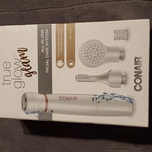 NIB. Conair All-in-one Facial care system